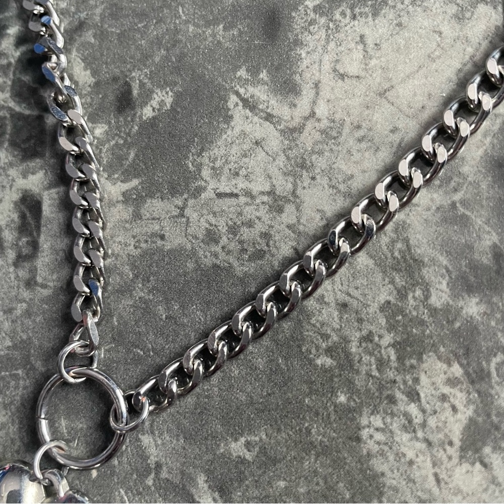 Heart Charm Chain Choker Necklace - Picture 3 of 5